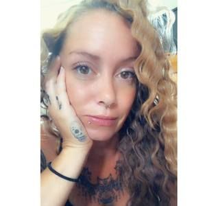 Meet your Posher, Leann